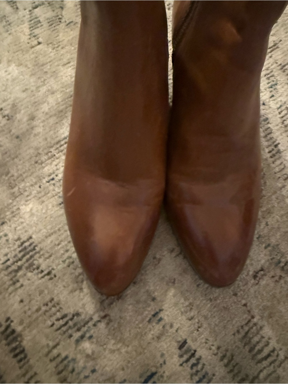 Frye Meghan Chestnut Brown Leather Ankle Booties with Block Heel. - Picture 2 of 16